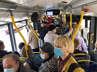 Sabiedriskajā transportā varēs nepiešķirt atlaides pasažieriem bez Covid-19 sertifikāta
