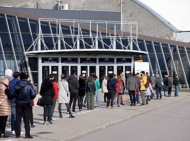 Vismaz vienreiz vakcinēta jau puse par 12 gadiem vecāku Latvijas iedzīvotāju