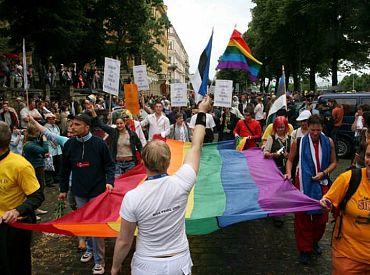 Administratīvajā tiesā iesniegti 26 LGBT pāru pieteikumi ģimenes fakta atzīšanai