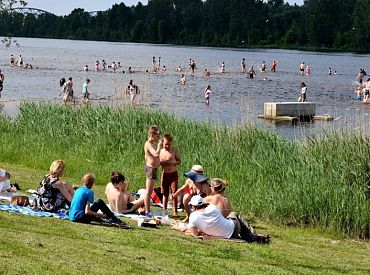 Bābelīša ezerā ūdens temperatūra sasniegusi plus 19 grādus