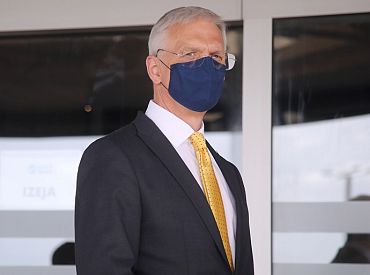 Kariņš: vairums cilvēku sapratīs, ka viņiem ir izdevīgāk un labāk potēties