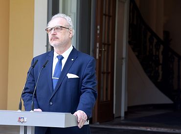 Valsts prezidents: Valdība ir mēģinājusi pasargāt iedzīvotājus no Covid-19