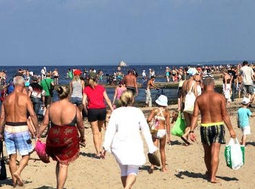 Sinoptiķi izplata sarkano brīdinājumu par ekstremāli stipru karstumu