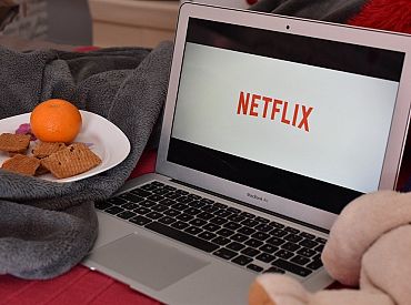 Paramount делает враждебное предложение о покупке Warner Bros и бросает вызов Netflix