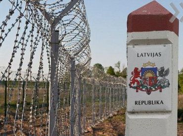 Нелегалы снова штурмуют границу Латвии: десятки случаев за выходные