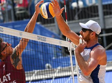 Latvijas pludmales volejbolisti nokļūst Tokijas olimpisko spēļu pusfinālā