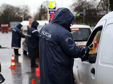 5 gadu laikā piedāvāto kukuļu kopējais apjoms policijai samazinājies par ceturto daļu