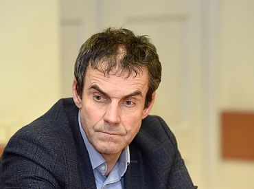 Dumpis: Straujais saslimstības ar Covid-19 pieaugums mazinājies, bet par mirstības samazināšanos pāragri runāt