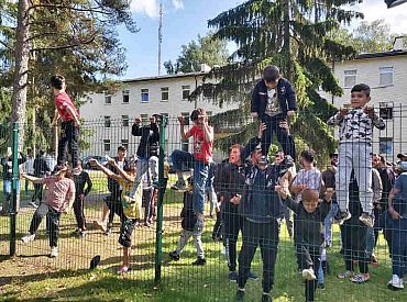 Patvēruma meklētāju centrā “Mucenieki” izcēlies dumpis (FOTO)