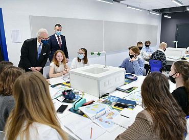 Levits iestājas par pāreju uz mācībām valsts valodā