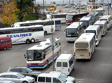 Rīgas autoostā ceļojumu koferos atrasti nogādāšanai Igaunijā paredzēti pieci kilogrami marihuānas