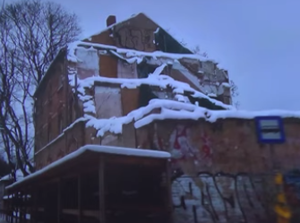 Melnsila ielā gāzes sprādzienā cietušā nama dzīvokļu īpašnieki vērsīsies ar prasību pret Rīgas domi