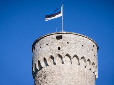 Соседи бьют тревогу: скоро эстонцев будет меньше половины населения, язык не делает приезжих лояльными