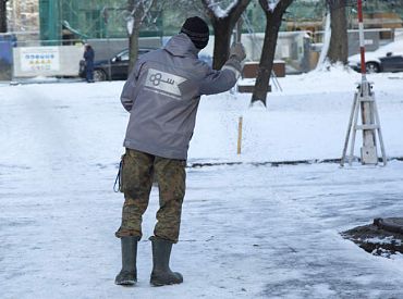 «Rīgas namu pārvaldnieks» piedāvā darbu bēgļiem no Ukrainas