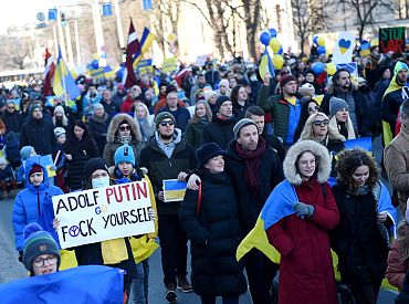 Organizatori: Rīgā notikušajā atbalsta pasākumā Ukrainai pulcējušies ap 30 000 cilvēku