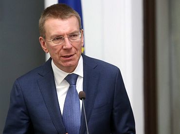 Rinkēvičs: Krievijas pilsonību ieguvušajiem Latvijas valstspiederīgajiem nav piešķirama uzturēšanās atļauja