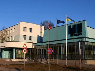 No izglītības iestādēm atskaitīs tos ukraiņu bēgļu bērnus, par kuru prombūtni nebūs laikus paziņots