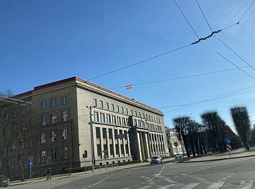 Президент и ряд министров на этой неделе отправятся в командировки, а Силиня — в отпуск