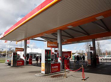 Degvielas cenas maijā Latvijā bija vidēji par 51,1% augstākas nekā pirms gada