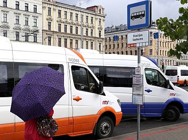 «Rīgas mikroautobusu satiksmei» ierosināta tiesiskās aizsardzības procesa lieta