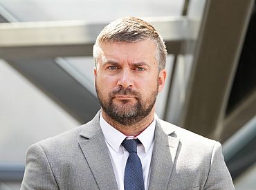 Lange: Pieminekļa demontāžai Uzvaras parkā netiks izmantotas sprāgstvielas