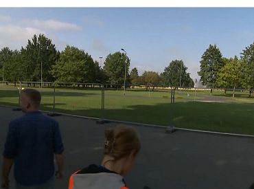 Pārdaugavā sākta bijušā padomju armijas karavīru pieminekļa baseina demontāža