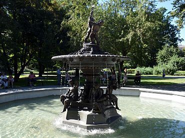 Elektrības taupības nolūkos Rīgā agrāk izslēgs strūklakas