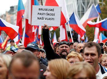Потратим деньги на своих граждан: в Чехии оппозиция критикует поставку снарядов Украине