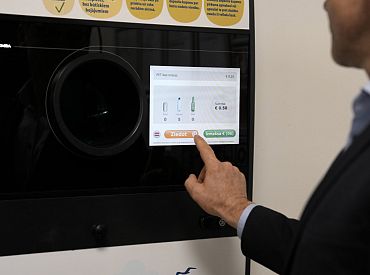 Atjaunota depozīta kuponu atprečošanas pakalpojuma darbība