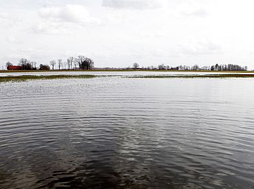 Brīdina par Kurzemes upju baseinu palieņu un zemāko vietu applūšanu