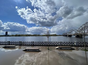 Kvoruma trūkuma dēļ nepieņem lēmumu par Radziņa krastmalas pārbūves pagarināšanu