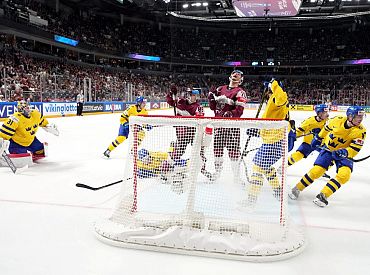 Впервые в истории: Латвия — в полуфинале ЧМ по хоккею