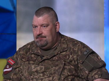 В России из молодёжи воспитывают бездумных рабов, у нас — патриотов: Слайдиньш