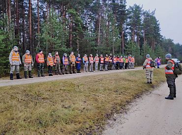«Bezvests.lv» mēģinās sapulcēt 1500 cilvēku Rogovkā pazudušās Justīnes meklēšanas operācijai sestdien