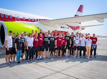 «airBaltic» lidmašīna ar Latvijas vīriešu basketbola valstsvienību veiks goda loku ap Rīgu