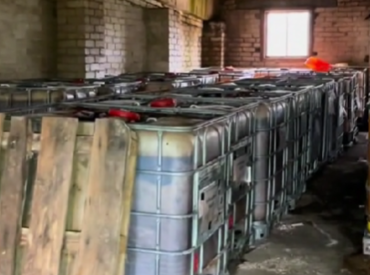 VVD uzdevis «Vangažu terminālam» nekavējoties izvest aptuveni 25 kubikmetrus neatbilstoši uzglabātu bīstamo atkritumu