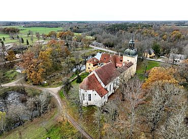 Tuvākās dienas būs lietainas, nākamnedēļ kļūs vēsāks