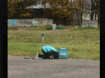 «Если нет другого места»: нужно построить мечеть, чтобы не молились на улице?