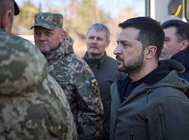 Зеленский подтвердил, что думает о замене Залужного