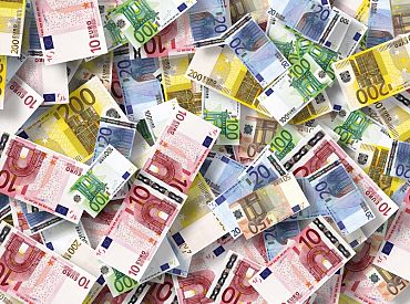 Выжмет до нитки: государство решило забрать почти всю прибыль госкомпаний