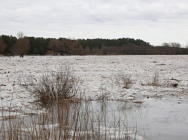Ledus veidošanās un blīvēšanās dēļ iespējamas krasākas ūdenslīmeņa svārstības upēs