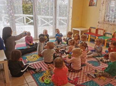 Par vairāk nekā 75 eiro palielinās Rīgas pašvaldības līdzfinansējumu privātajos dārziņos