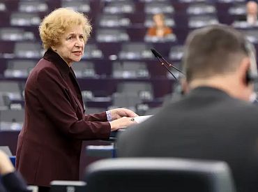 Ždanokai par EP deputātu Rīcības kodeksa pārkāpumiem piecas dienas neizmaksās dienas naudu 1750 eiro apmērā