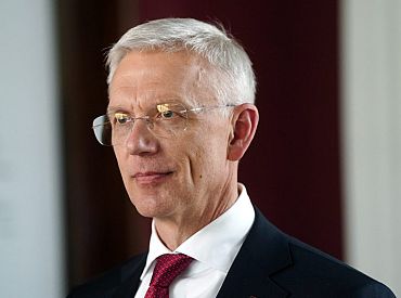 «Что он там, детский сад собирается открывать?» У соседа Кариньша возникли нехорошие подозрения
