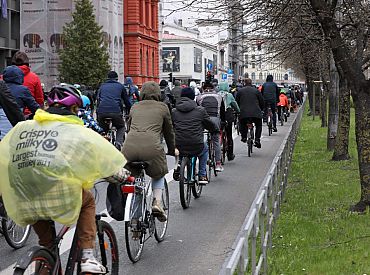 В Риге сегодня прошел традиционный велопробег «Критическая масса»