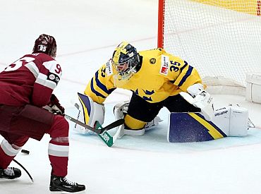 Пятый матч латвийской сборной на ЧМ-2024: Латвия — Швеция: 2:7 (ВИДЕО)