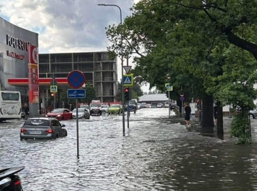 Небывалый ливень затопил эстонский курорт Пярну. ФОТО, ВИДЕО