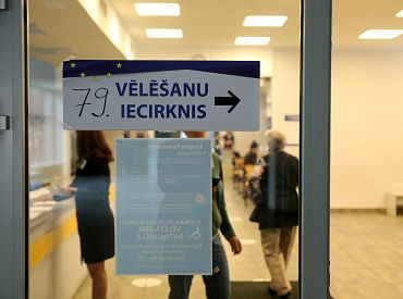 Возникает соблазн удержаться у власти, отменив итоги выборов: политолог о грозящей Латвии опасности