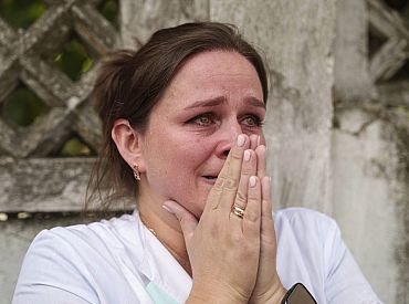 Aicina ziedot raķešu triecienos cietušajai bērnu slimnīcai Kijivā