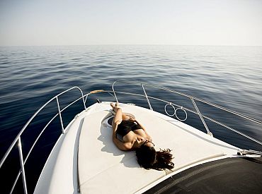 Тренд этого года: отдых на лодке или яхте — лучший способ насладиться летом
